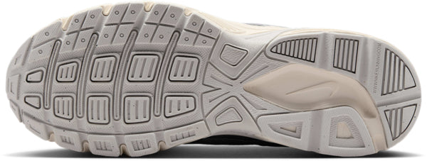 Nike Initiator W