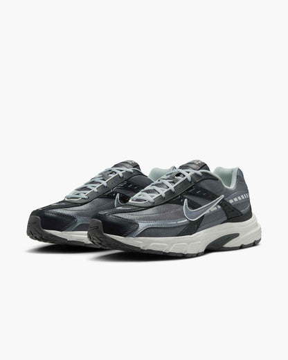 Nike Initiator