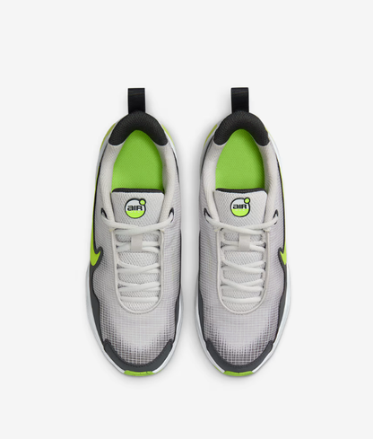 NIKE Air Max nova