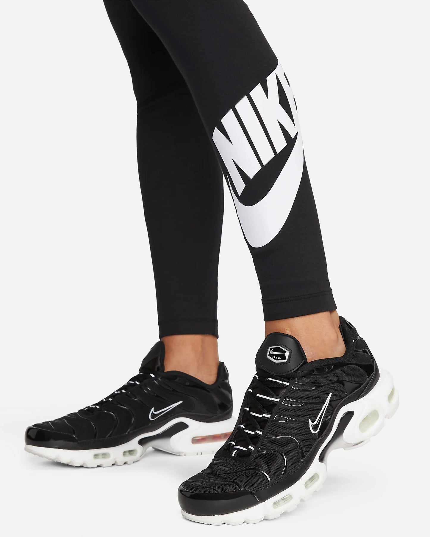 NIKE Club leggings