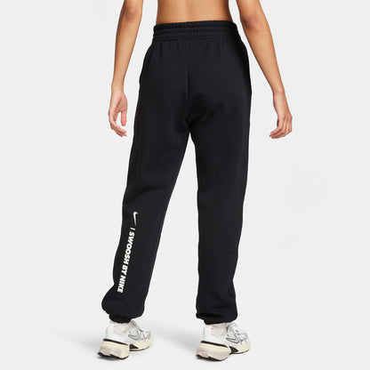 Nike Pantaloni loose-fit da donna